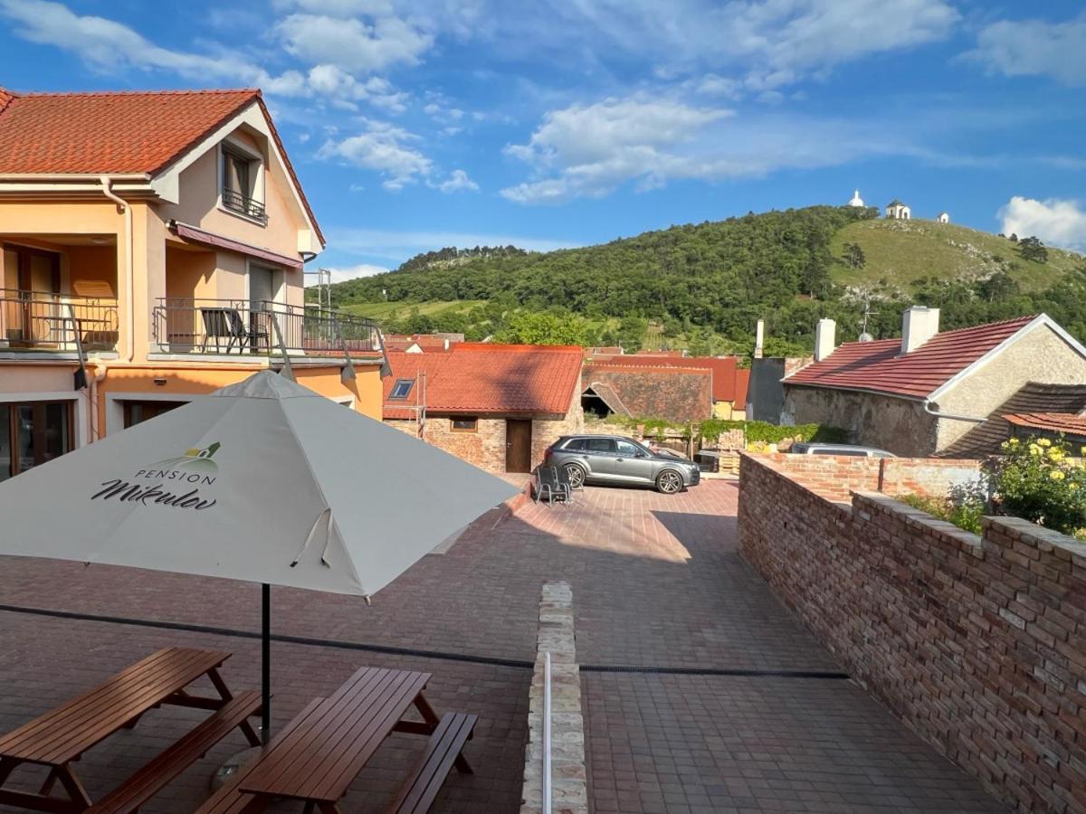 Pension Mikulov Buitenkant foto
